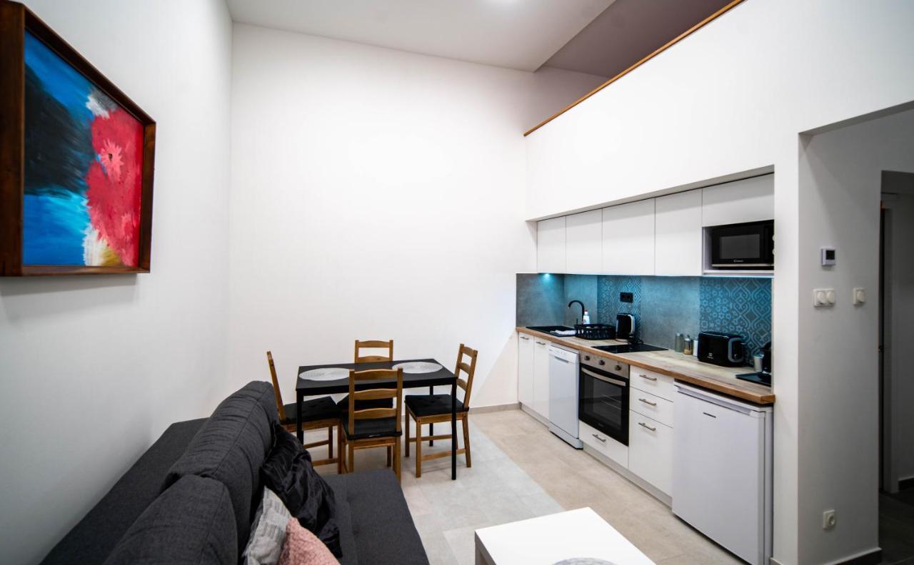Free Parking Basilica Rob'S Home - Ac, Wi-Fi, Smart Tv Будапешт Экстерьер фото